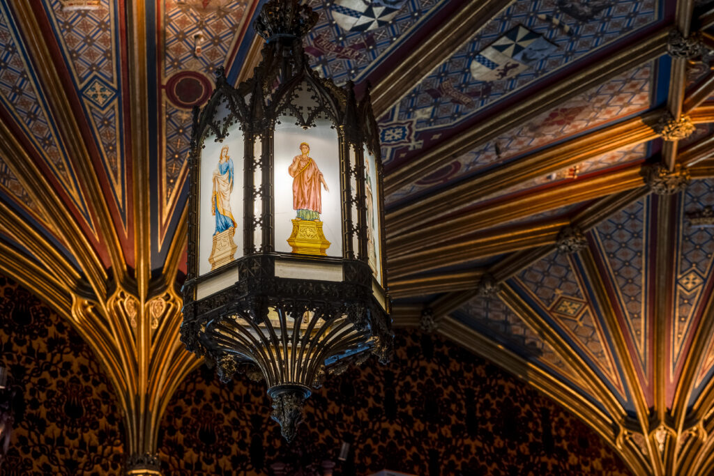 Baron's Hall Lanterns